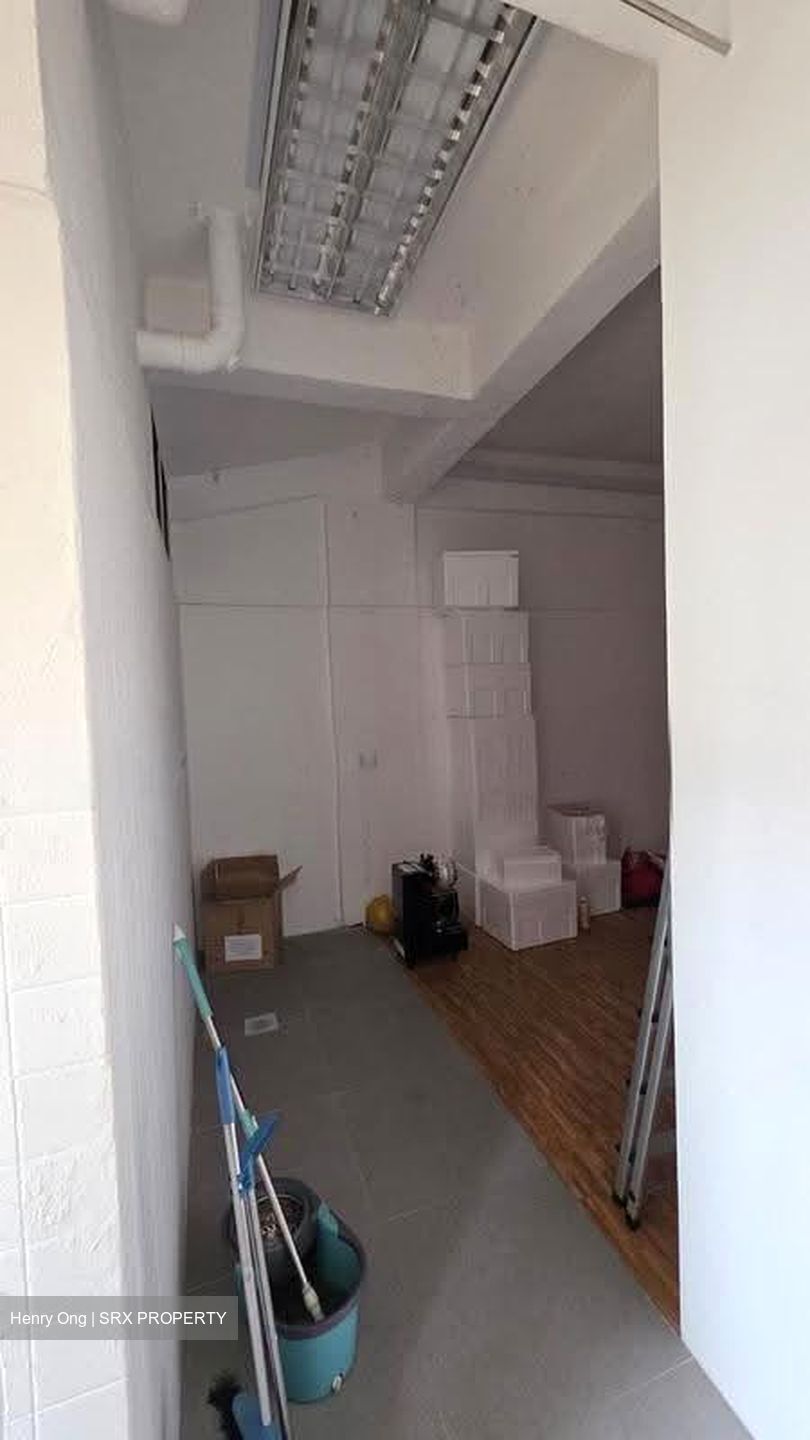 Yishun Ring Road (D27), Shop House #614493661